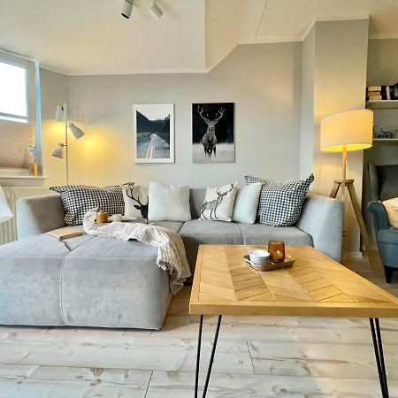 Guglhupf Wohlfuehl-Maisonette Mit Boxspring, Disney, Netflix เบราน์ลาเกอ ภายนอก รูปภาพ