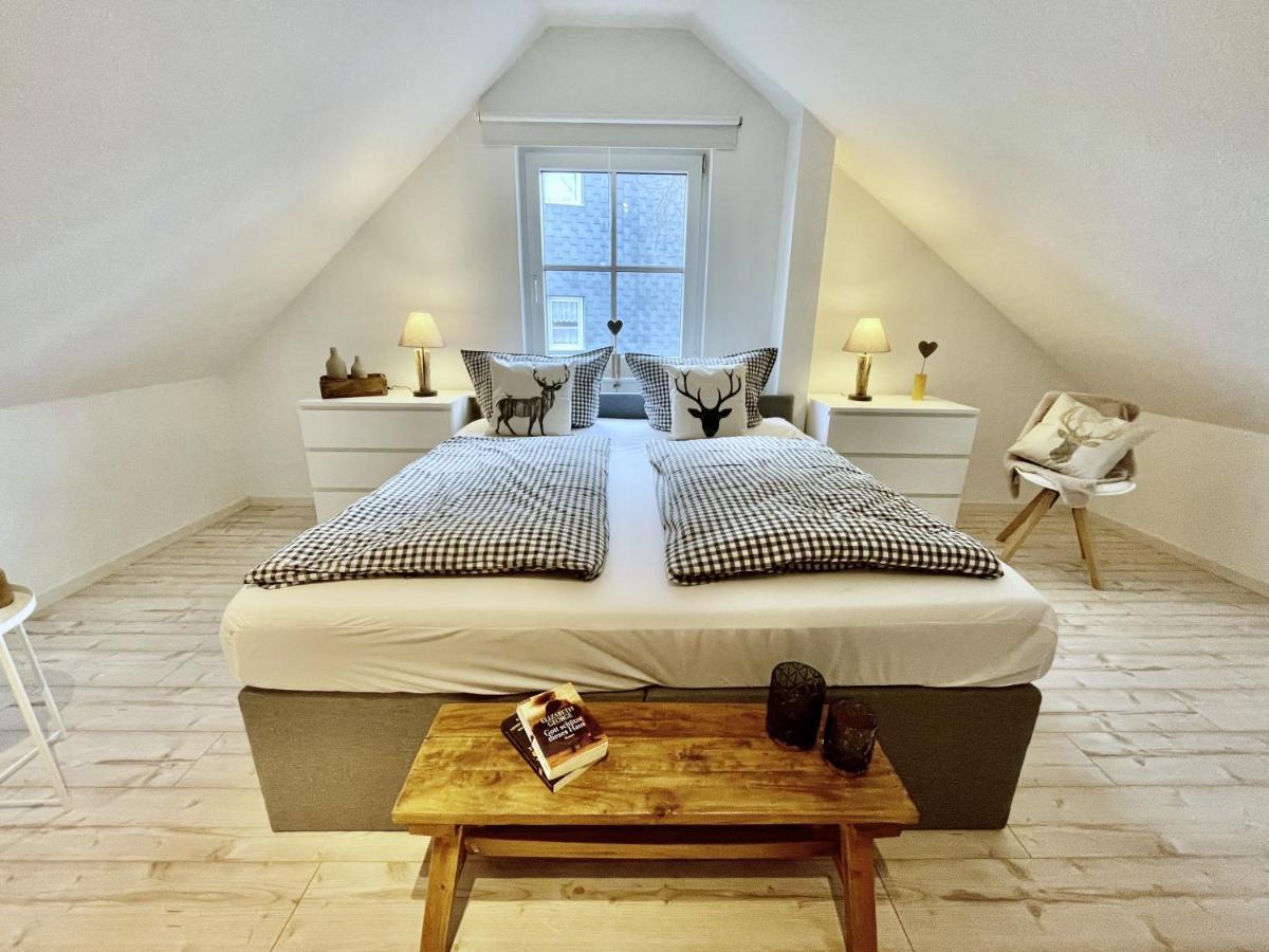 Guglhupf Wohlfuehl-Maisonette Mit Boxspring, Disney, Netflix เบราน์ลาเกอ ภายนอก รูปภาพ
