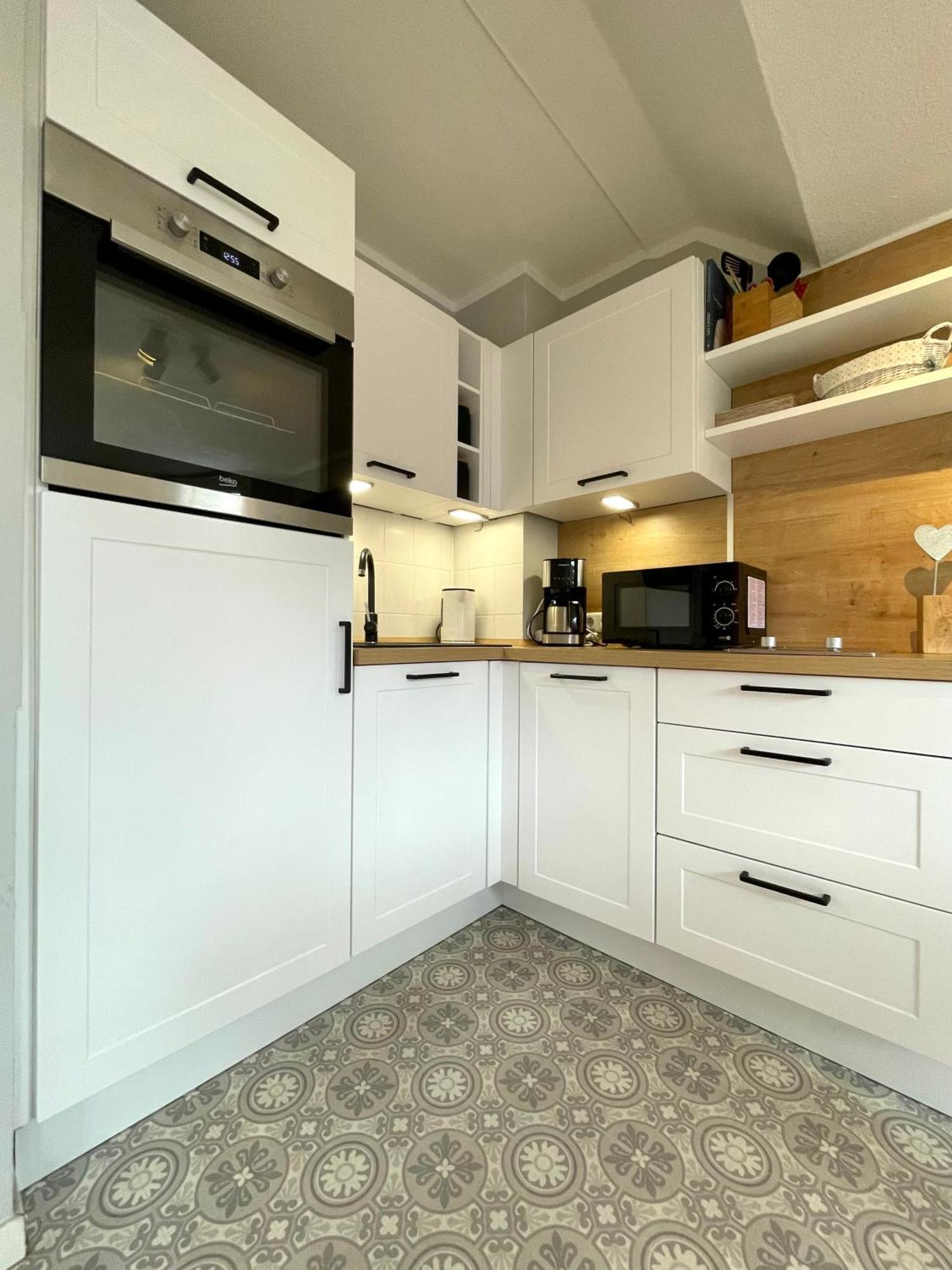 Guglhupf Wohlfuehl-Maisonette Mit Boxspring, Disney, Netflix เบราน์ลาเกอ ภายนอก รูปภาพ
