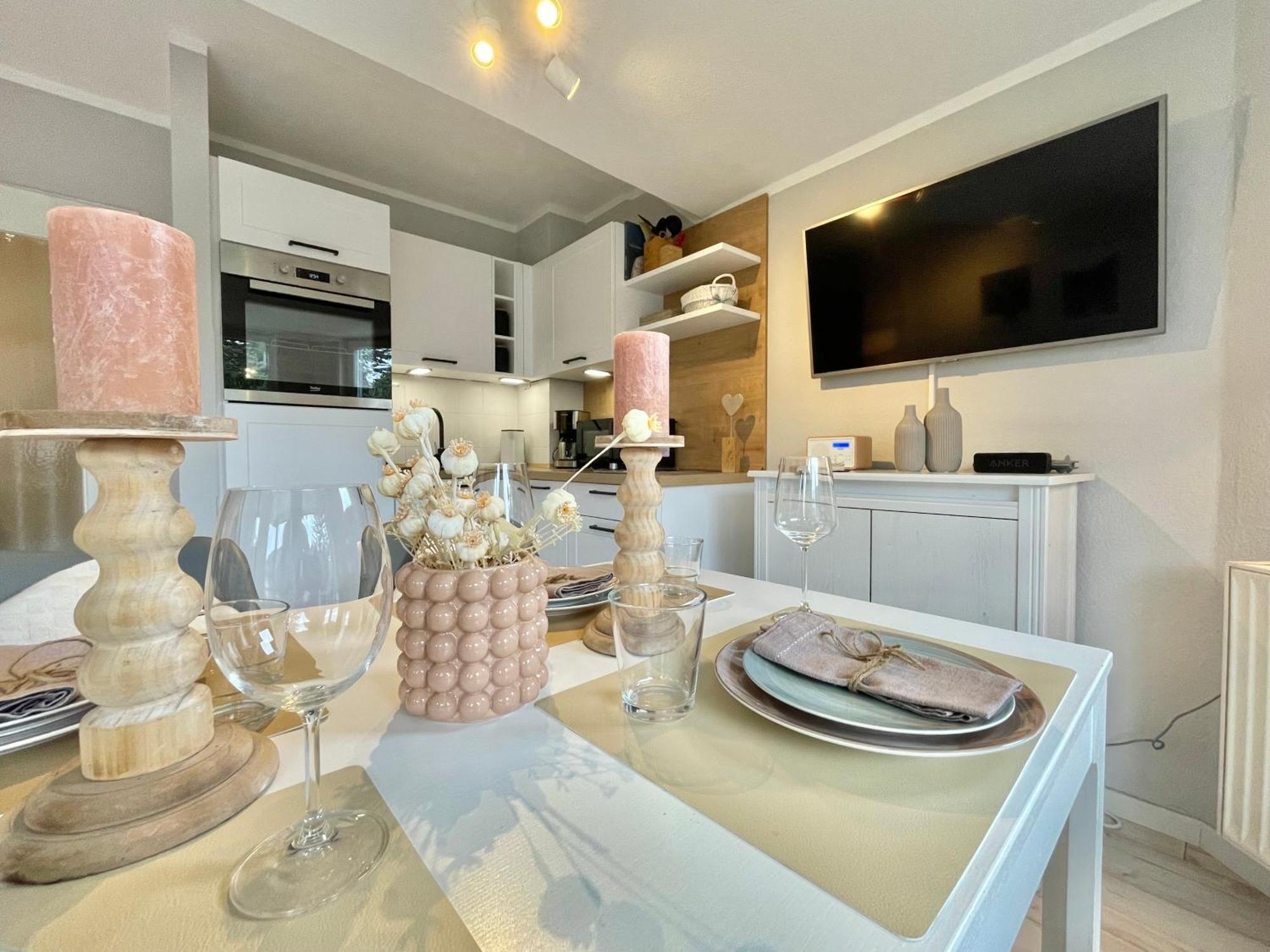 Guglhupf Wohlfuehl-Maisonette Mit Boxspring, Disney, Netflix เบราน์ลาเกอ ภายนอก รูปภาพ