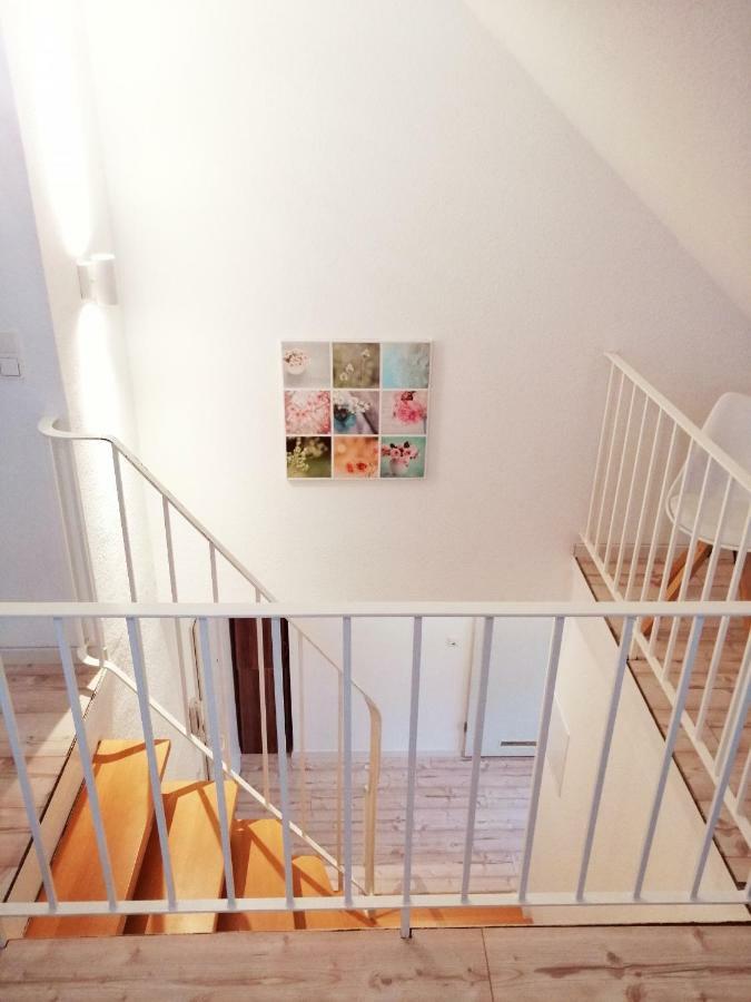 Guglhupf Wohlfuehl-Maisonette Mit Boxspring, Disney, Netflix เบราน์ลาเกอ ภายนอก รูปภาพ
